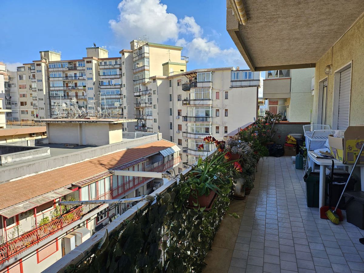 Foto 12 di 13 - Appartamento in affitto a Palermo