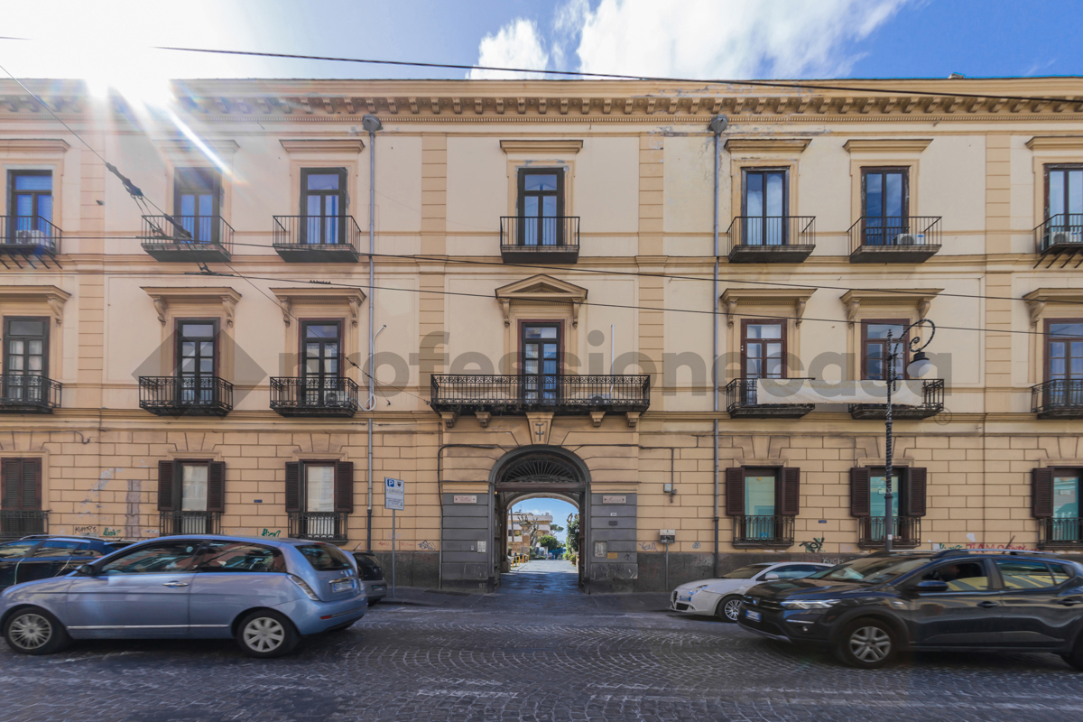 Foto 1 di 44 - Appartamento in vendita a Portici