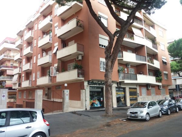Foto 24 di 25 - Appartamento in affitto a Roma