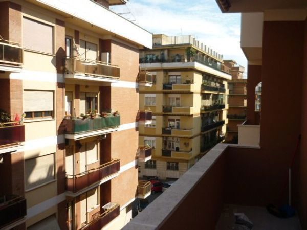 Foto 12 di 25 - Appartamento in affitto a Roma