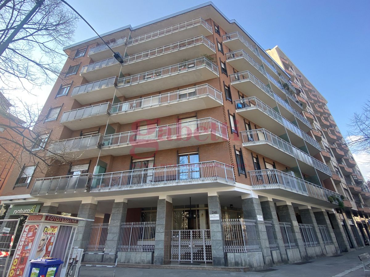 Foto 19 di 21 - Appartamento in vendita a Torino