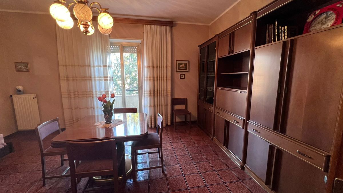 Foto 8 di 12 - Appartamento in vendita a Civita Castellana