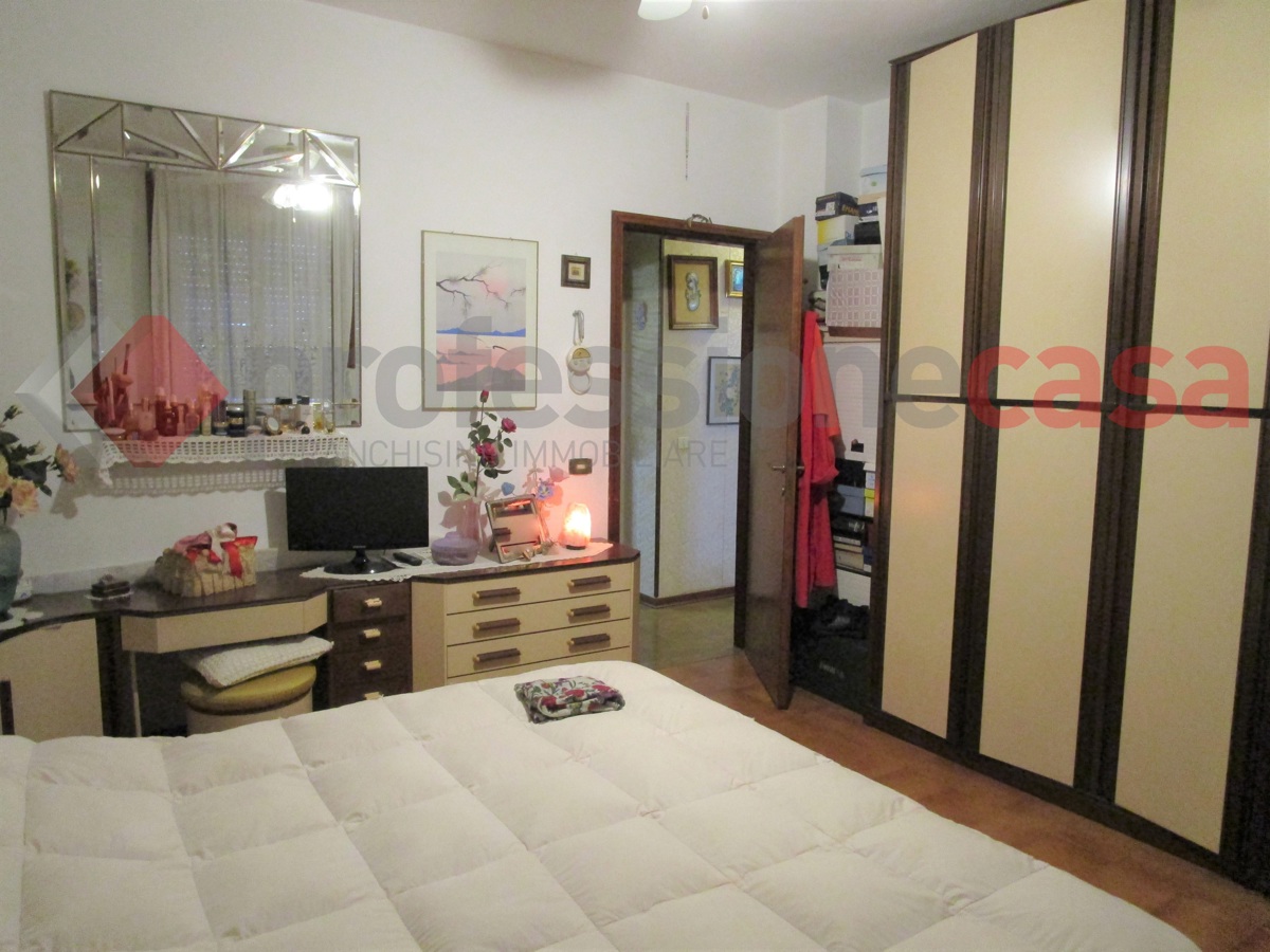 Foto 11 di 19 - Appartamento in vendita a Pisa