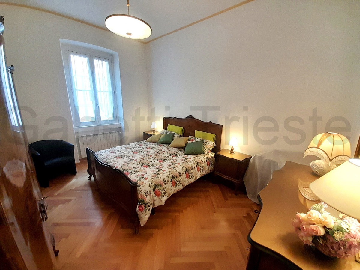 Foto 6 di 9 - Appartamento in affitto a Trieste
