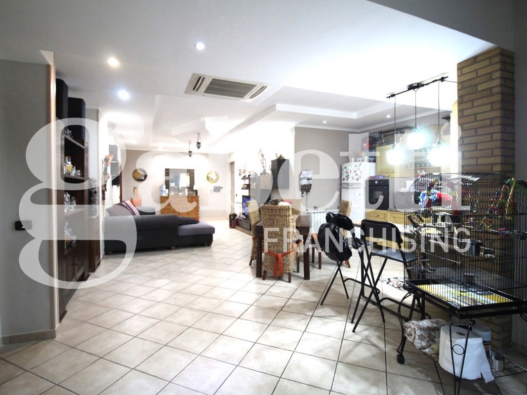 Foto 1 di 29 - Appartamento in vendita a Casandrino