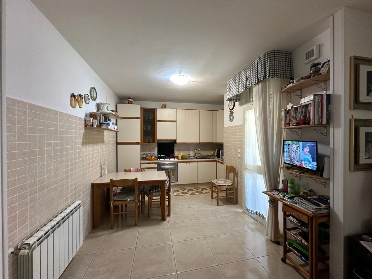 Foto 3 di 14 - Appartamento in vendita a Pescara