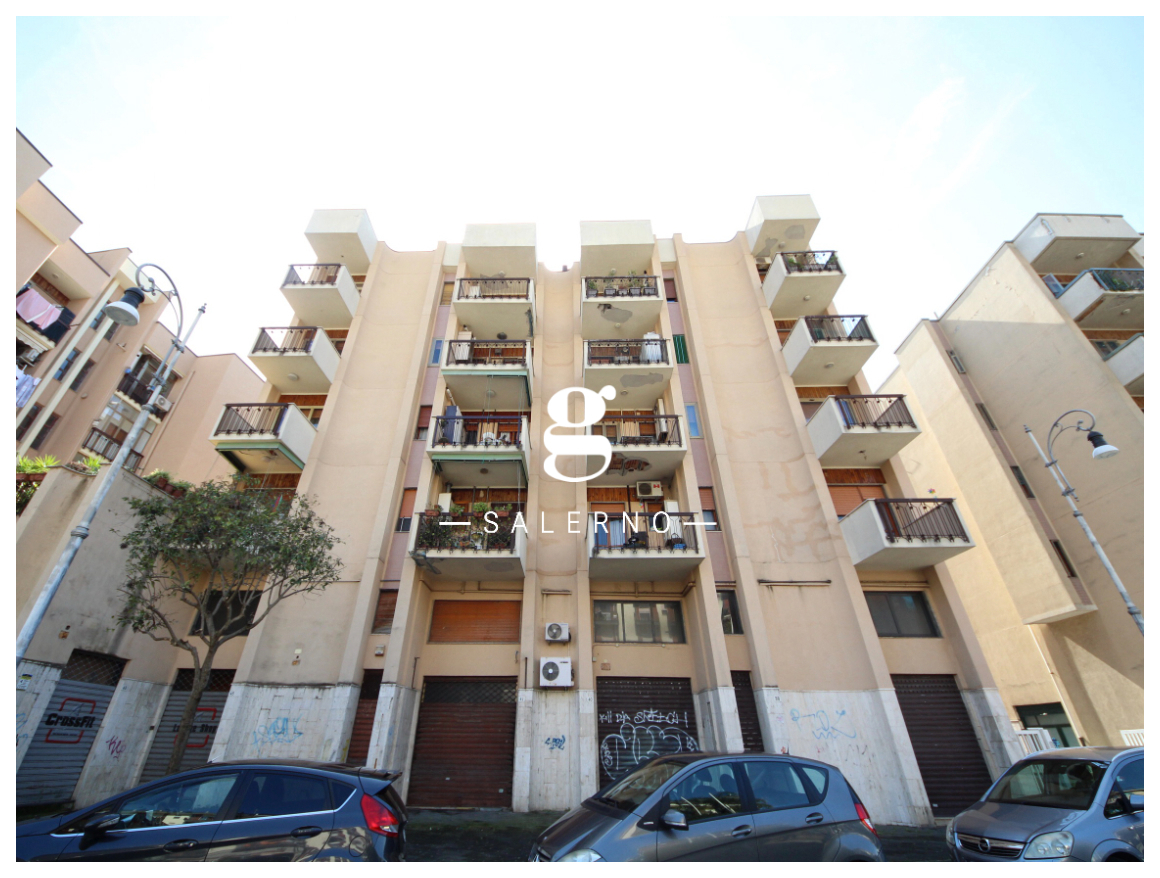 Foto 30 di 31 - Appartamento in vendita a Salerno