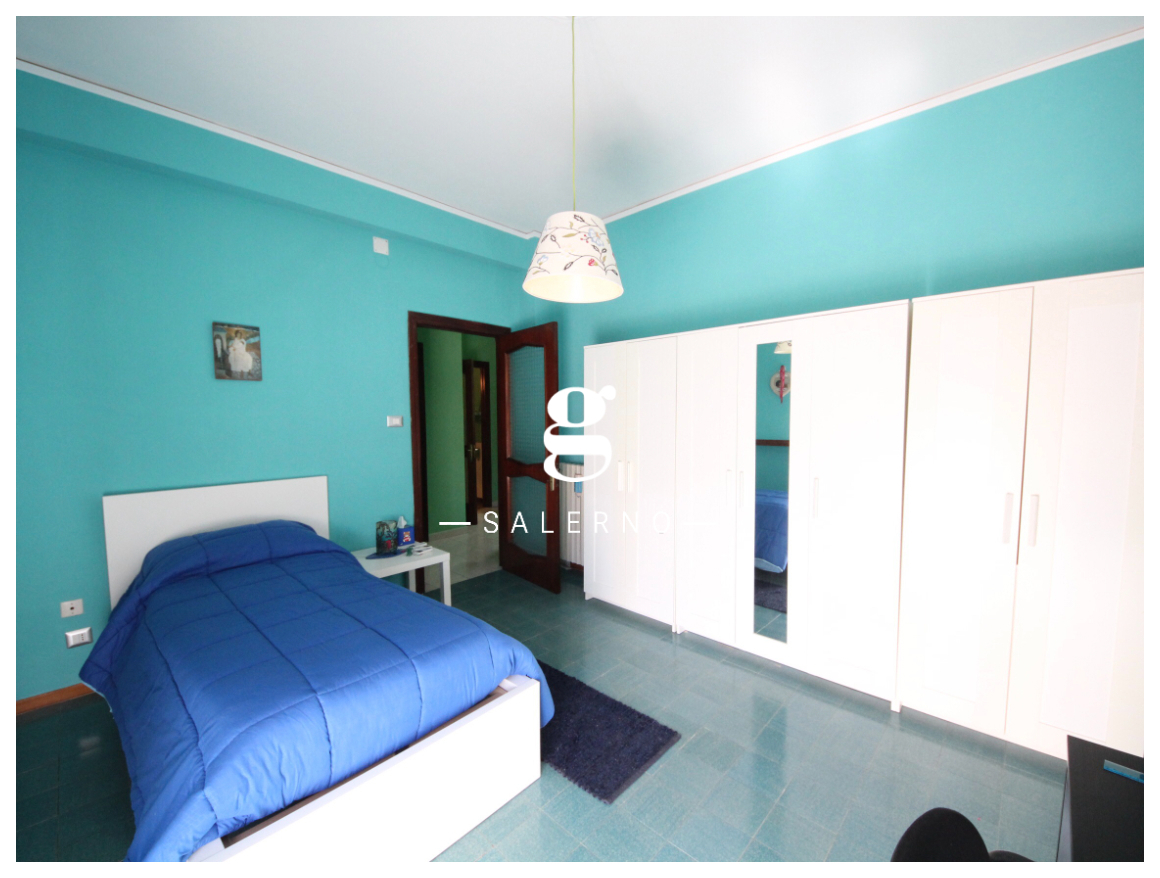 Foto 11 di 31 - Appartamento in vendita a Salerno