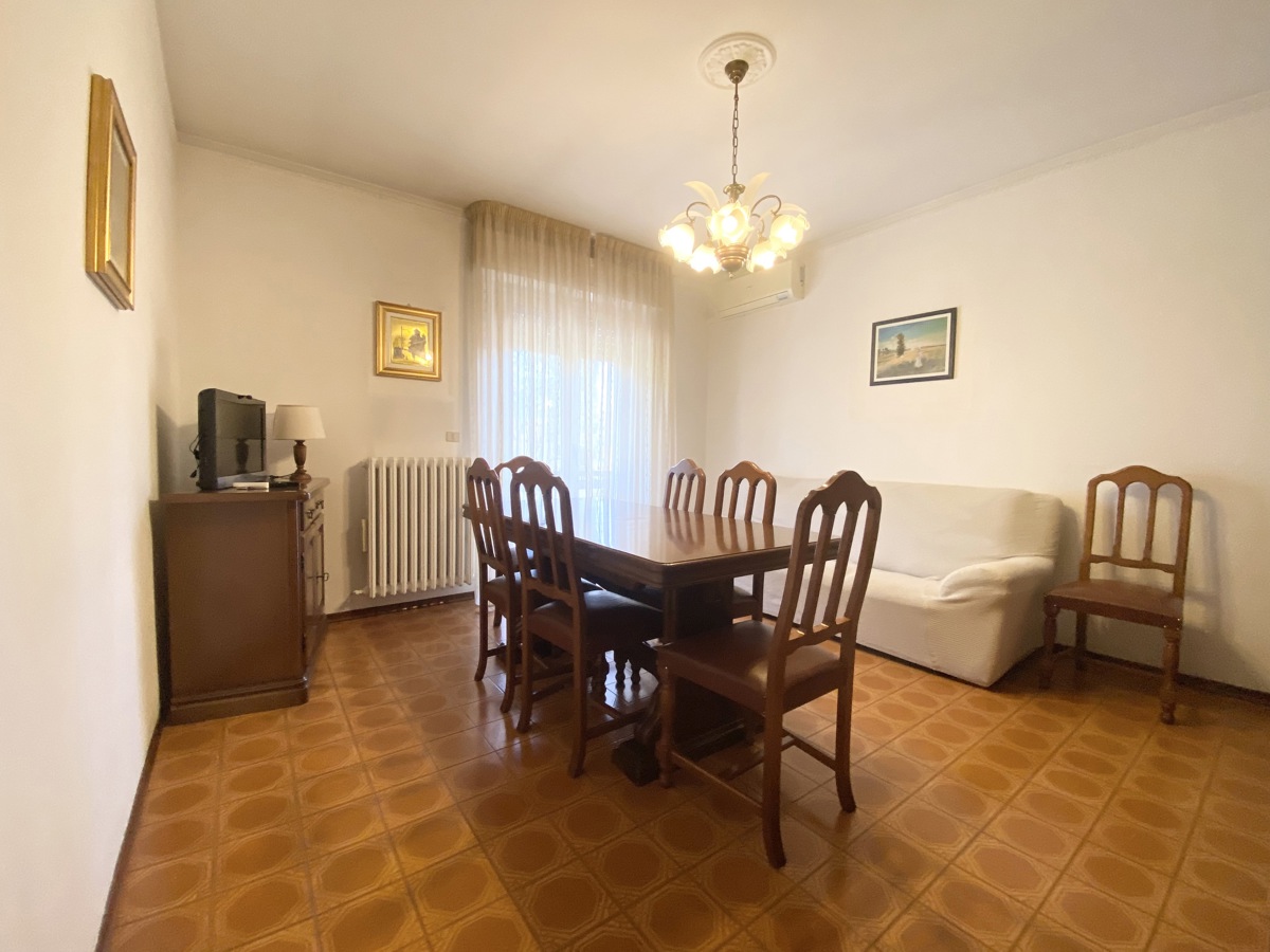 Foto 1 di 15 - Appartamento in vendita a Assisi