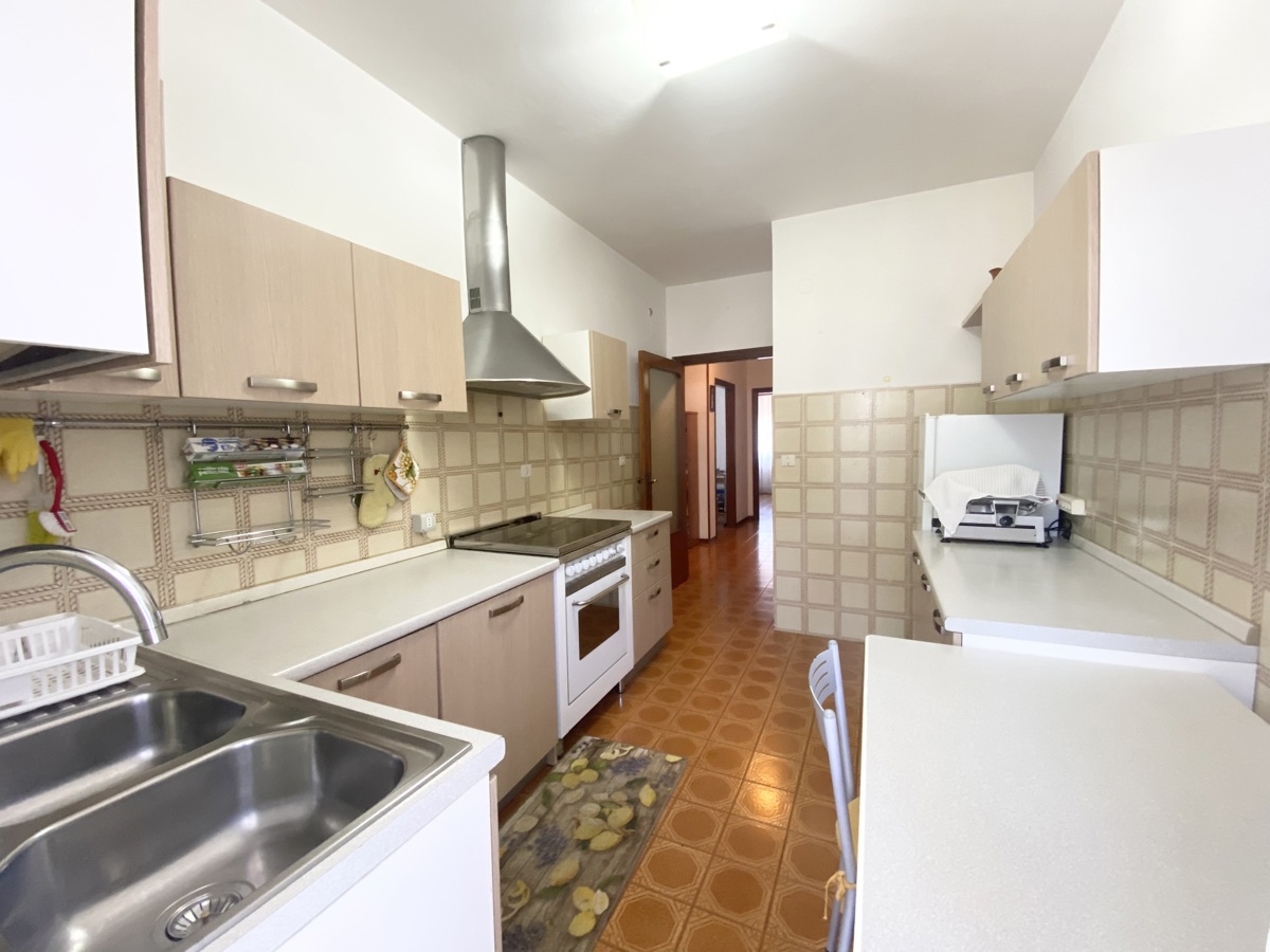 Foto 5 di 15 - Appartamento in vendita a Assisi