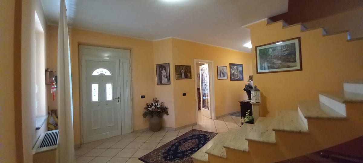 Foto 24 di 37 - Villa in vendita a Frosinone