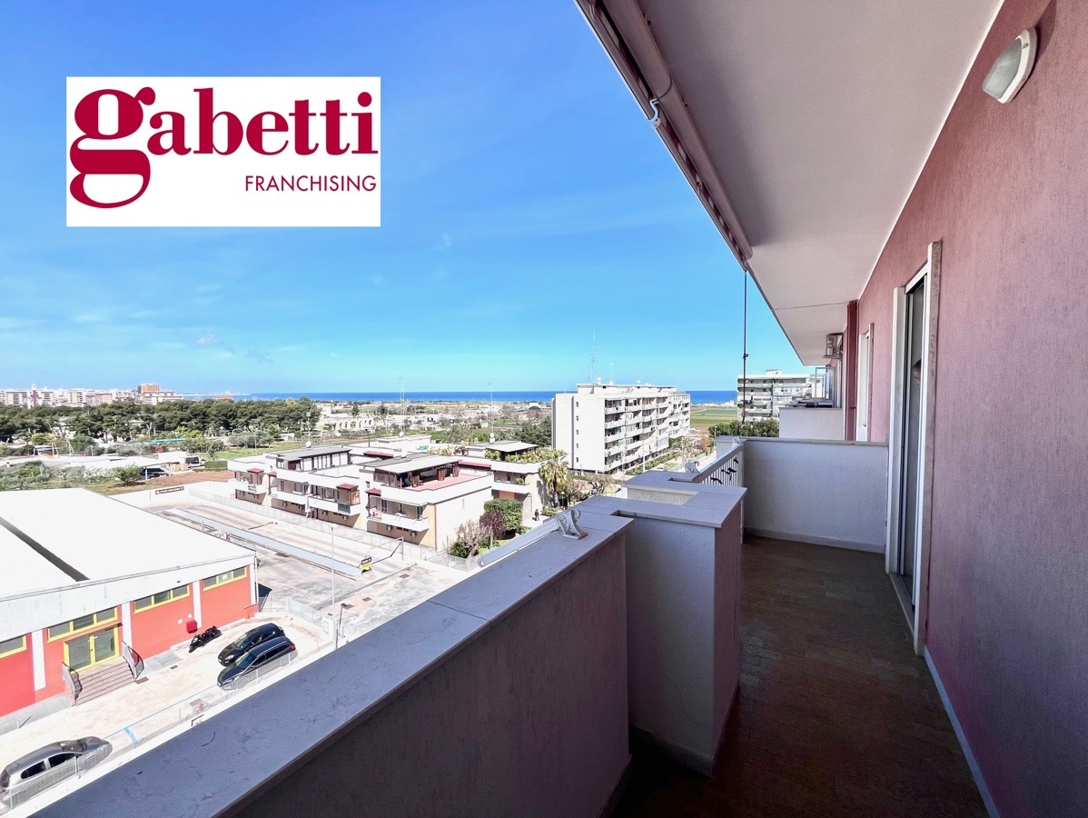 Foto 2 di 43 - Appartamento in vendita a Bari