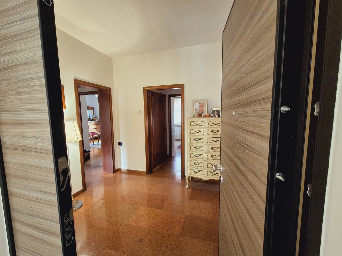 Foto 31 di 50 - Casa indipendente in vendita a Perugia