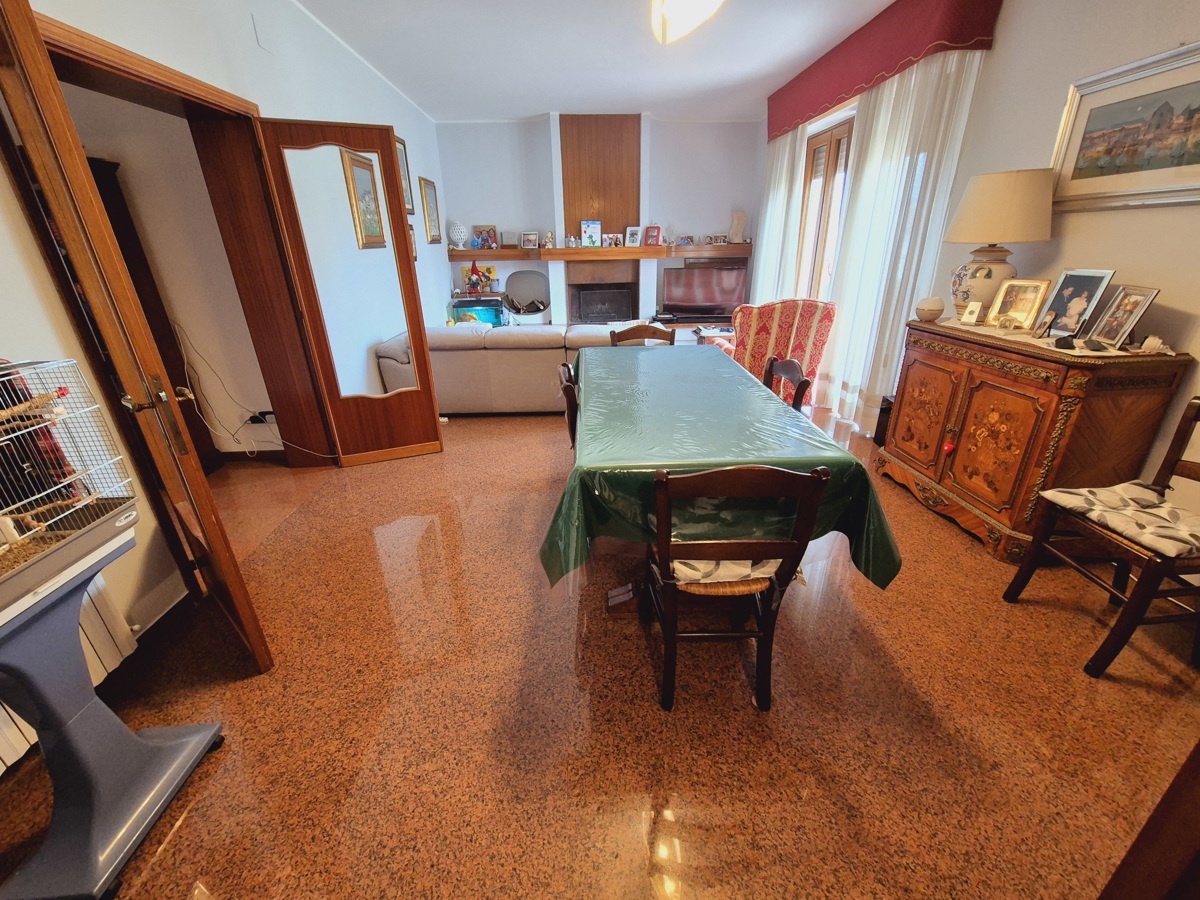 Foto 8 di 50 - Casa indipendente in vendita a Perugia