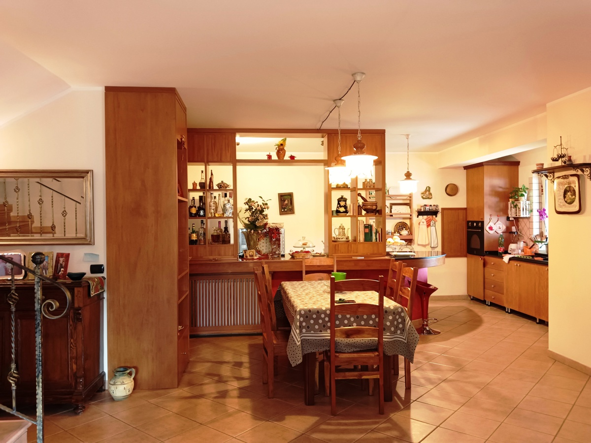 Foto 8 di 21 - Villa a schiera in vendita a San Vincenzo La Costa