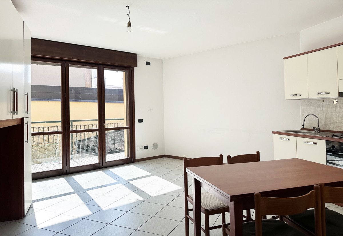 Foto 2 di 16 - Appartamento in vendita a Cesano Boscone