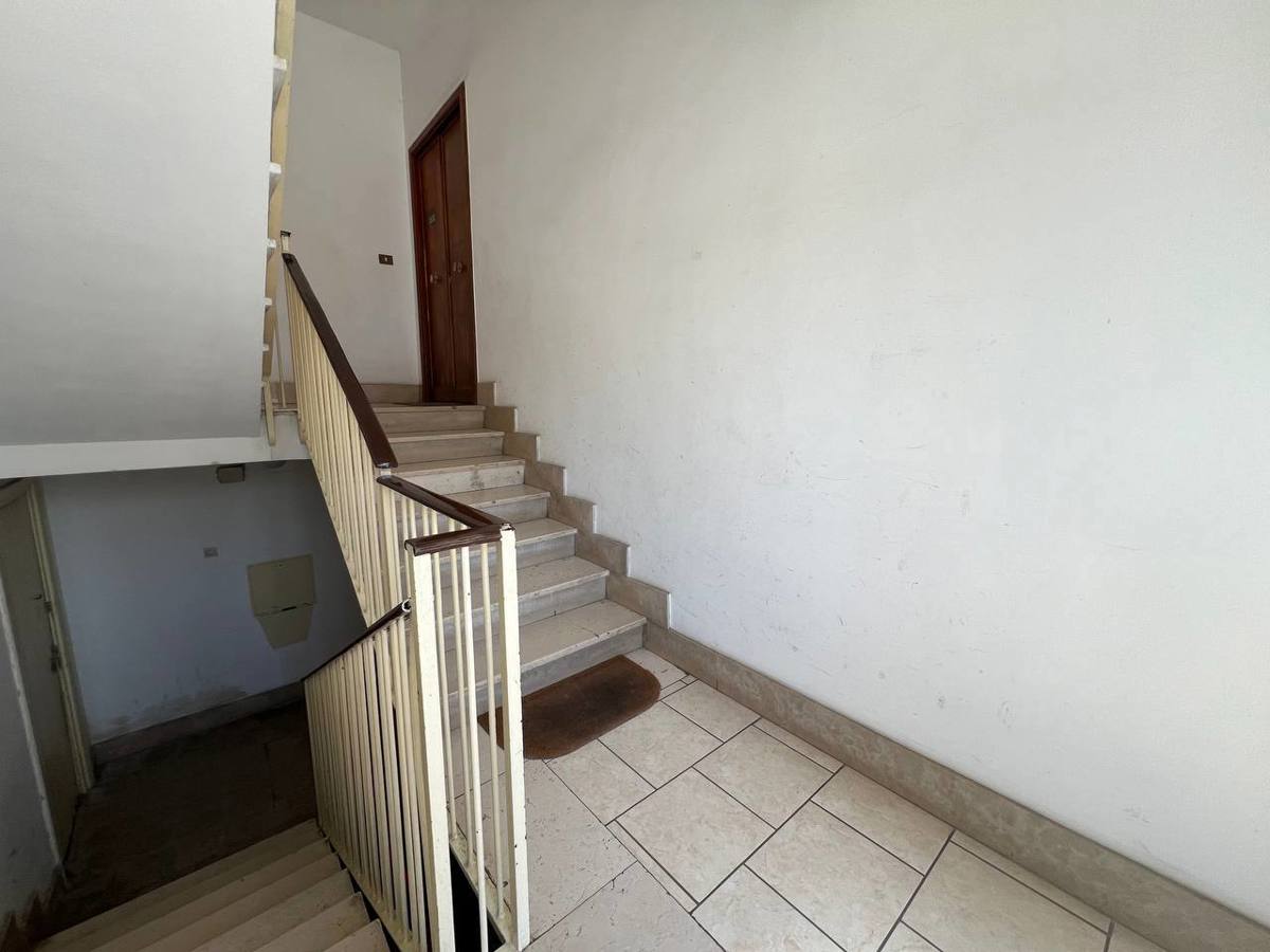 Foto 2 di 24 - Appartamento in vendita a Taranto