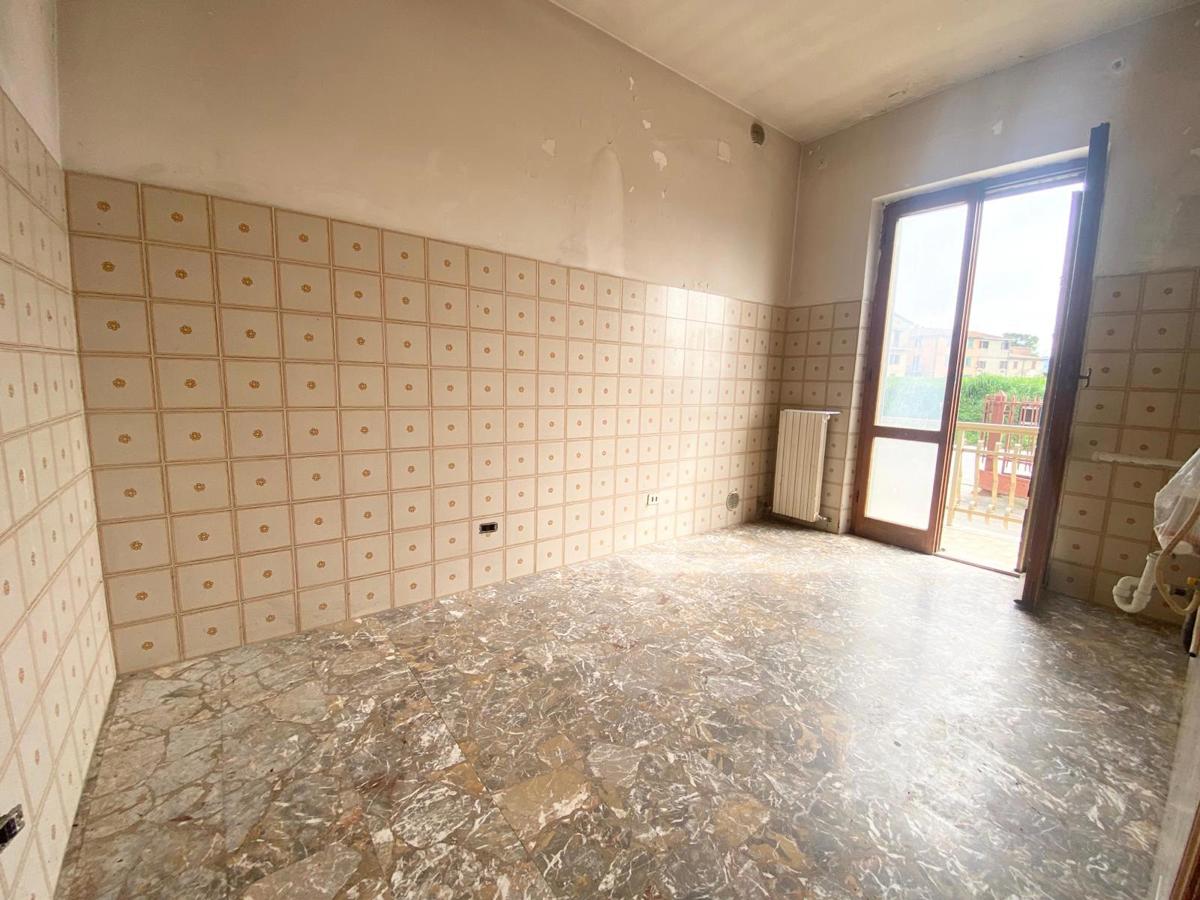 Foto 9 di 14 - Appartamento in vendita a Bastia Umbra