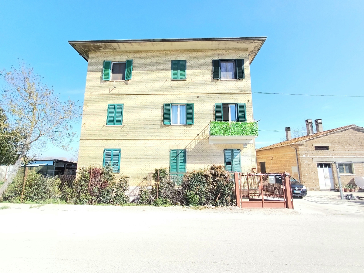 Foto 2 di 14 - Appartamento in vendita a Bastia Umbra