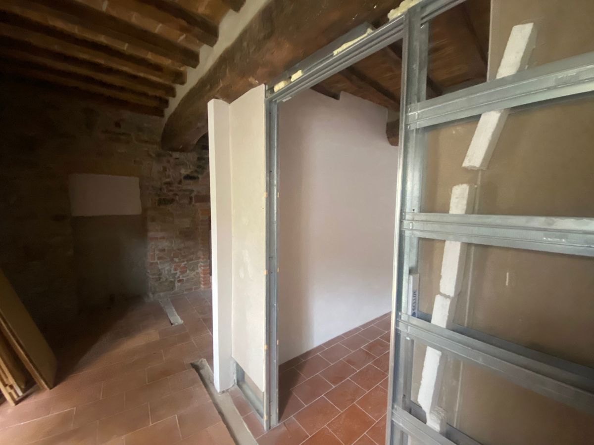 Foto 9 di 11 - Casa indipendente in vendita a Pianello Val Tidone