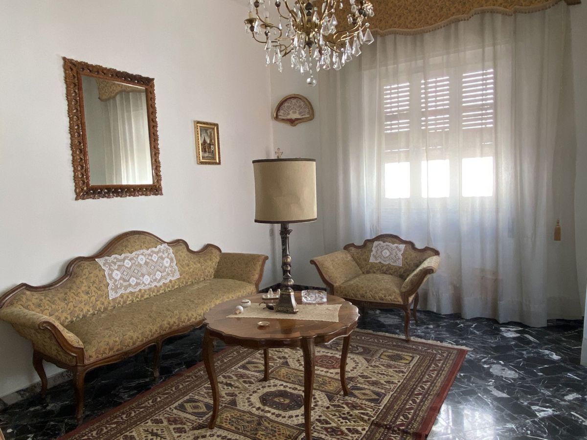 Casa indipendente in vendita a Bari (BA)