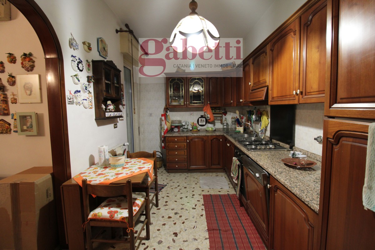 Foto 19 di 25 - Appartamento in vendita a Catania