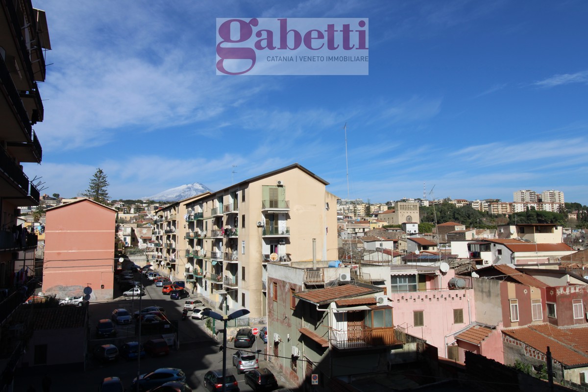 Foto 4 di 25 - Appartamento in vendita a Catania