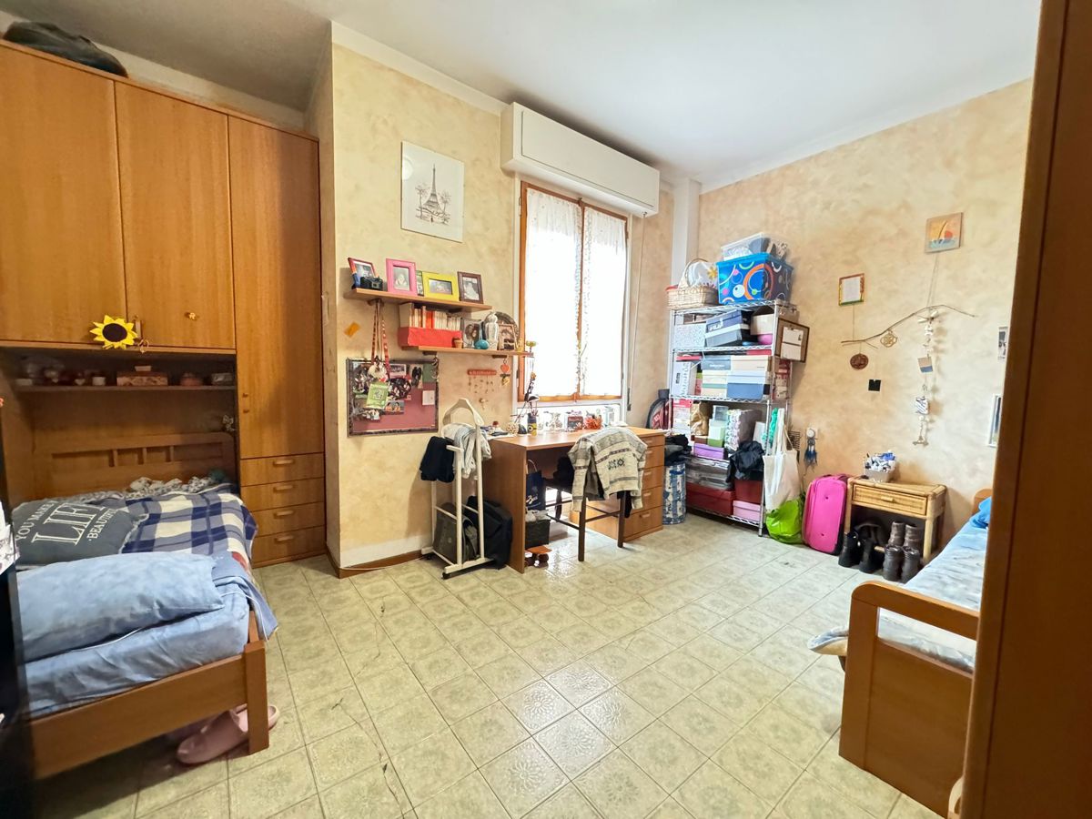 Foto 10 di 17 - Appartamento in vendita a Bologna