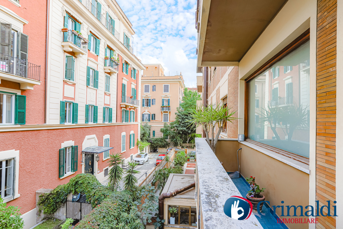 Foto 29 di 32 - Appartamento in vendita a Roma