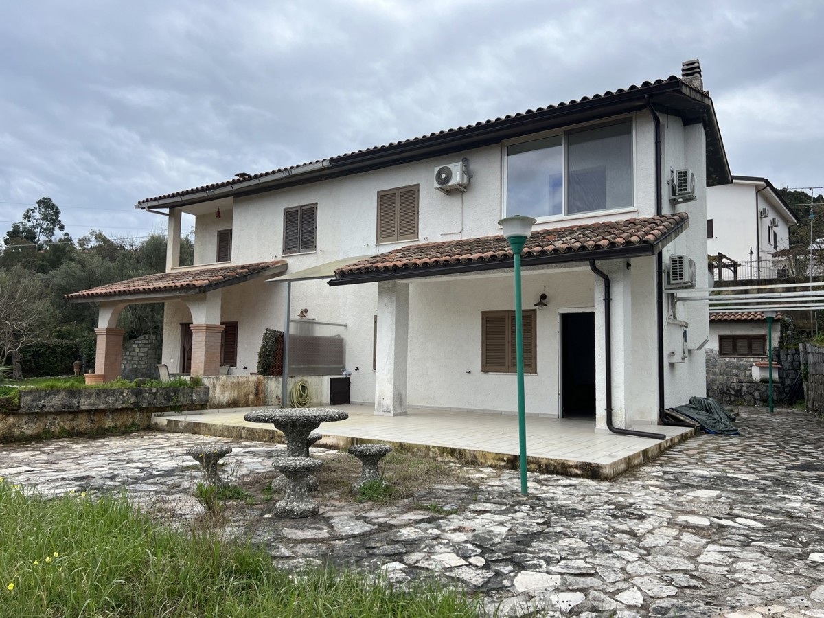 Foto 4 di 27 - Villa a schiera in vendita a San Giovanni a Piro