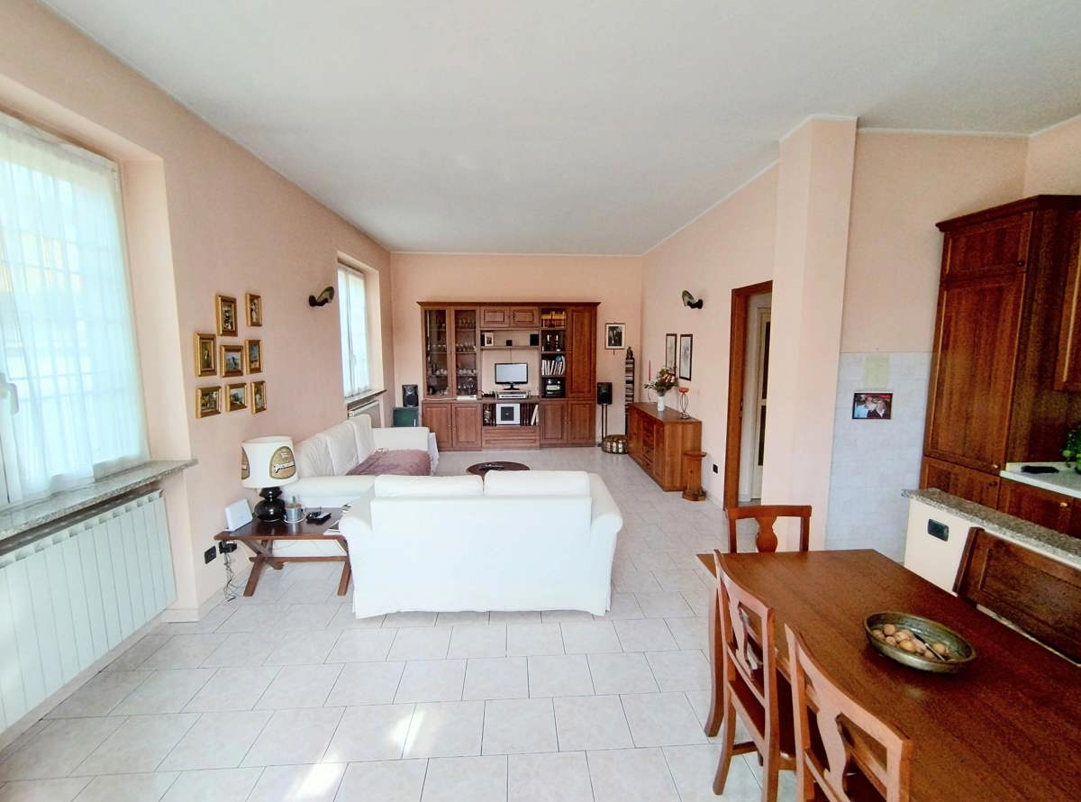 Foto 8 di 22 - Appartamento in vendita a Arluno