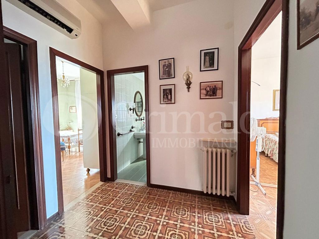 Foto 9 di 27 - Appartamento in vendita a Morro d'Alba