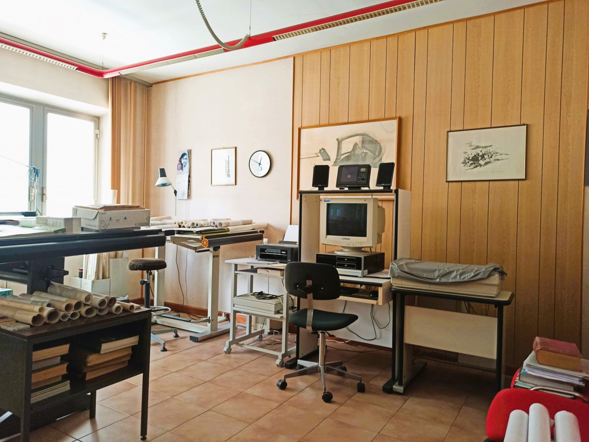 Foto 11 di 17 - Ufficio in vendita a Oristano