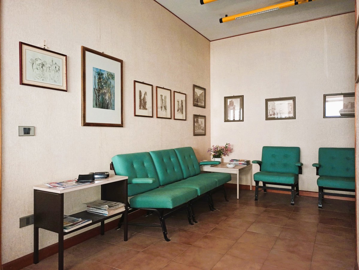 Foto 4 di 17 - Ufficio in vendita a Oristano