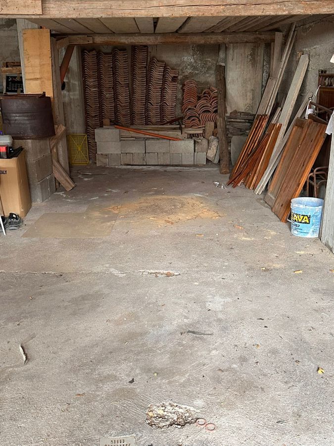 Foto 2 di 2 - Garage in vendita a Pescasseroli