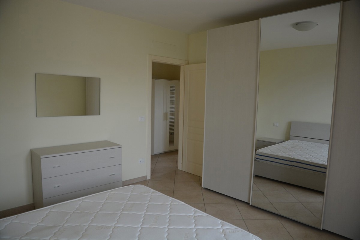 Foto 12 di 25 - Appartamento in affitto a Pescara