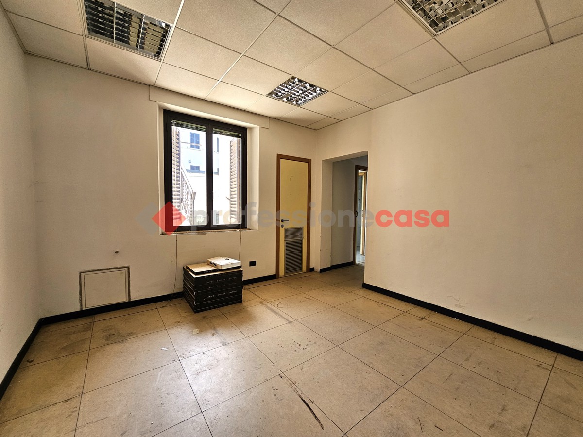 Foto 3 di 15 - Ufficio in vendita a Laterina Pergine Valdarno