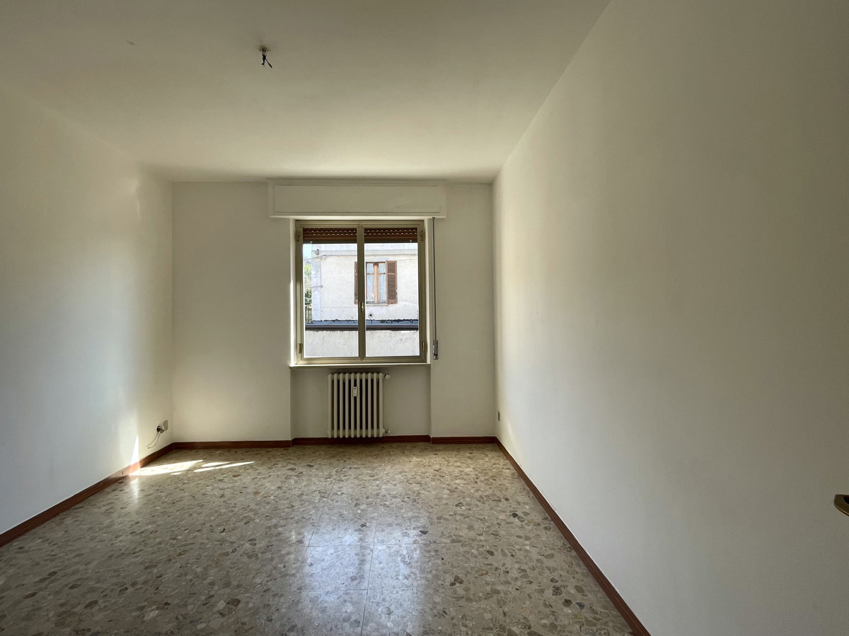 Foto 7 di 24 - Appartamento in vendita a Gavirate
