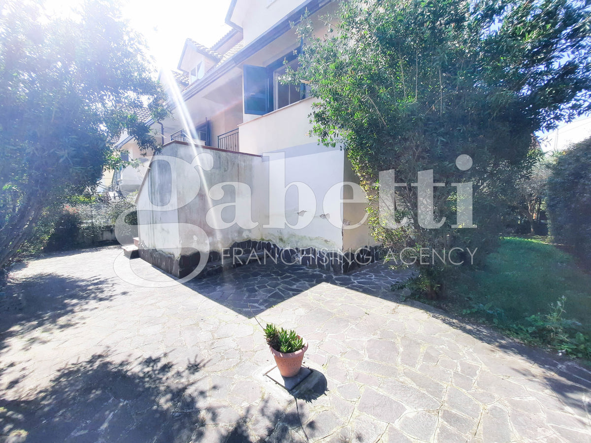 Foto 5 di 26 - Villa a schiera in vendita a Giugliano in Campania