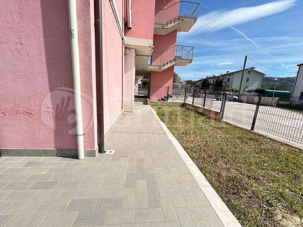 Foto 8 di 23 - Appartamento in vendita a Castelplanio