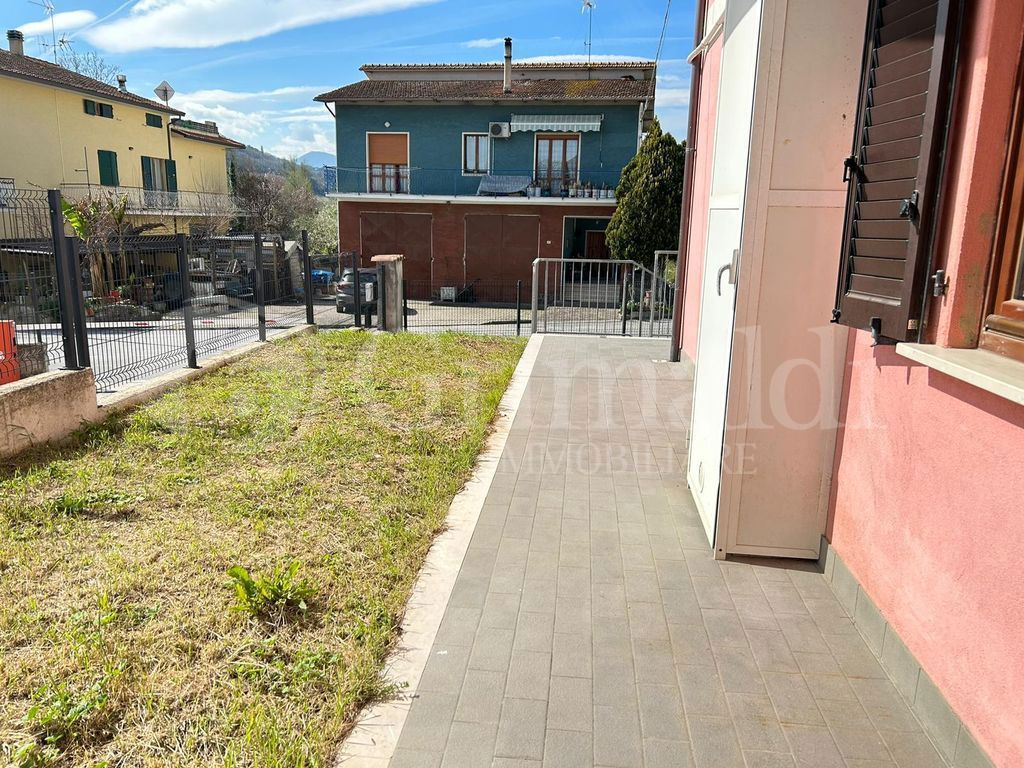 Foto 14 di 23 - Appartamento in vendita a Castelplanio