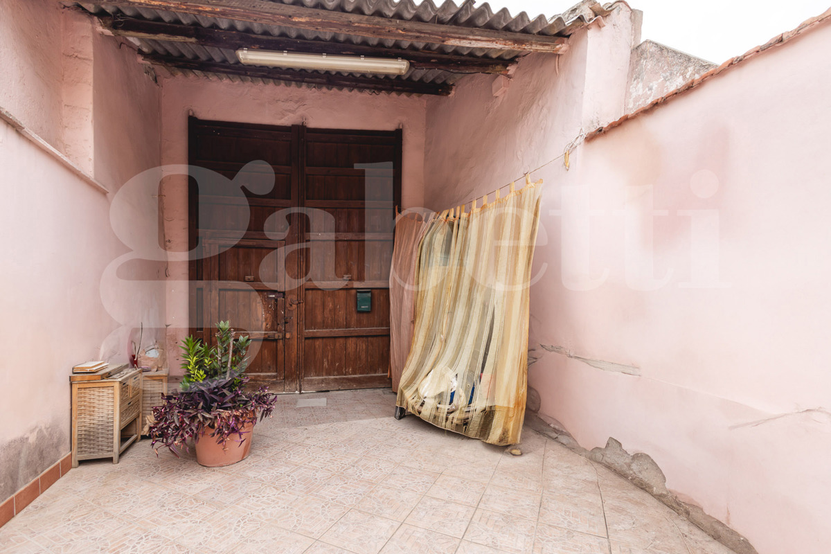 Foto 2 di 23 - Casa indipendente in vendita a Monserrato