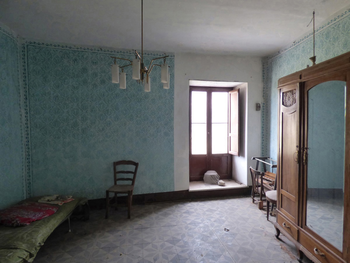 Foto 5 di 24 - Casa indipendente in vendita a Petralia Sottana