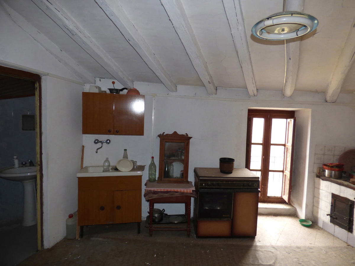 Foto 8 di 24 - Casa indipendente in vendita a Petralia Sottana