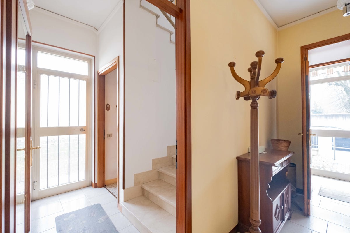 Foto 3 di 15 - Casa indipendente in vendita a San Giovanni Lupatoto