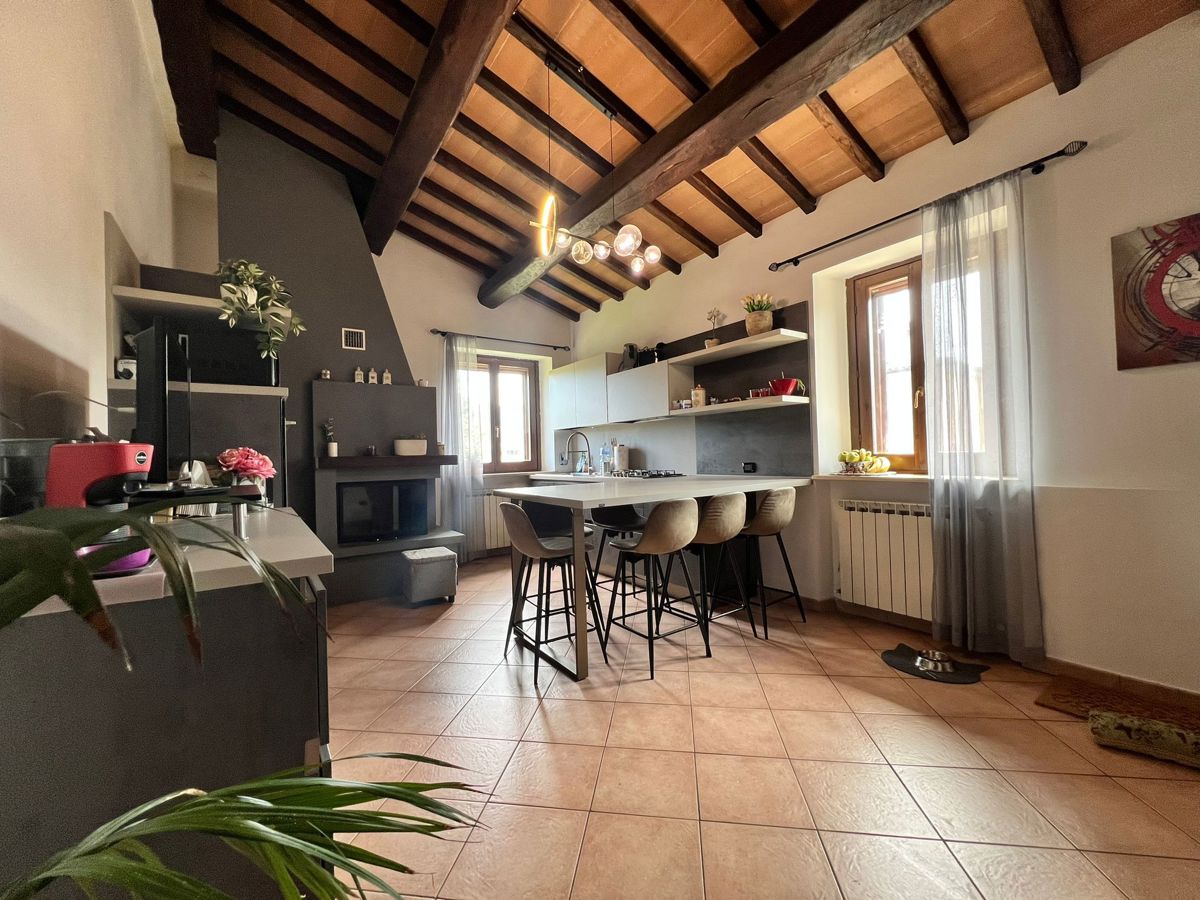 Foto 11 di 27 - Appartamento in vendita a Spoleto