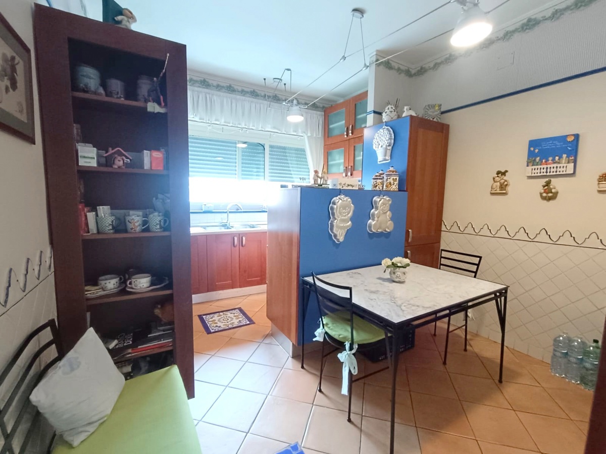 Foto 24 di 29 - Appartamento in vendita a Portici