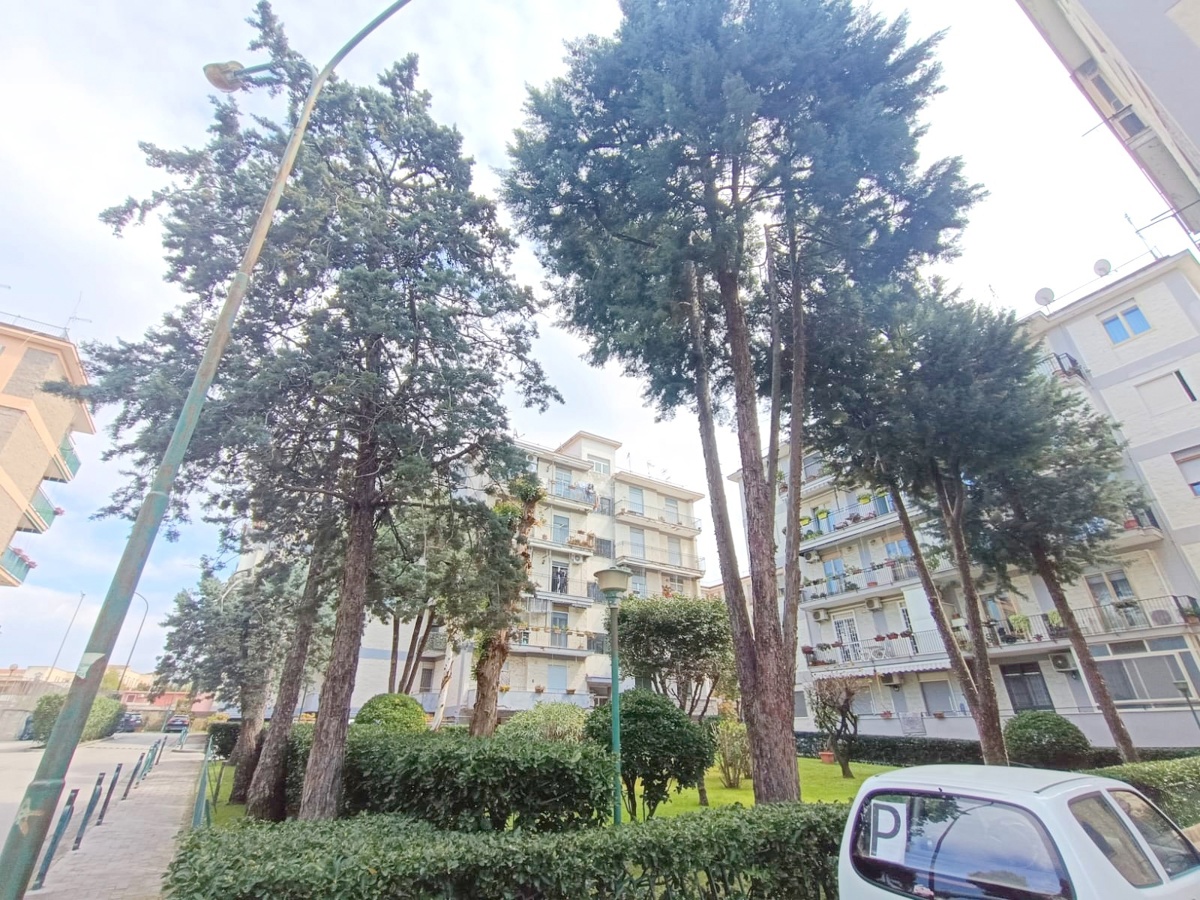 Foto 20 di 29 - Appartamento in vendita a Portici