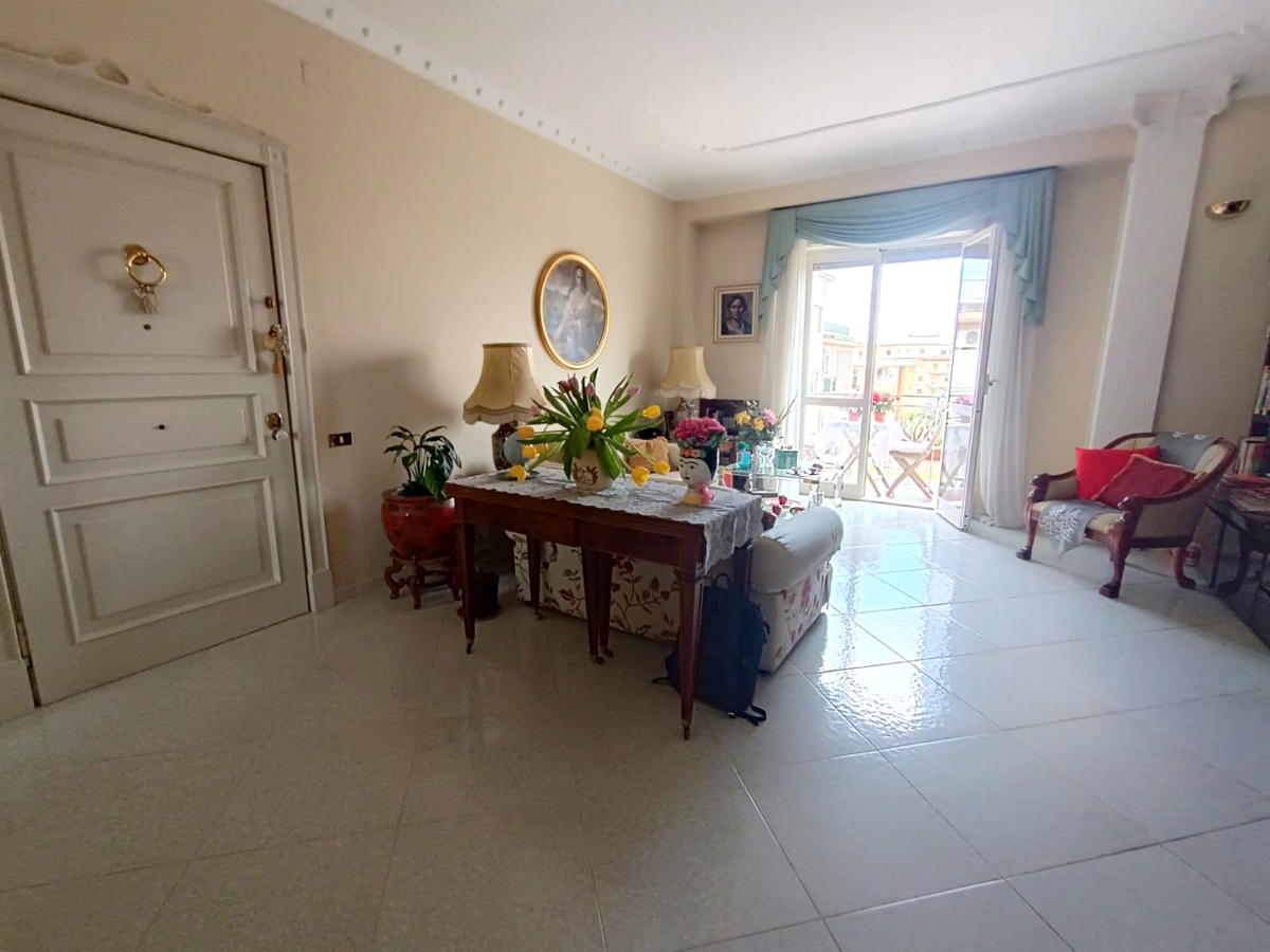 Foto 13 di 29 - Appartamento in vendita a Portici