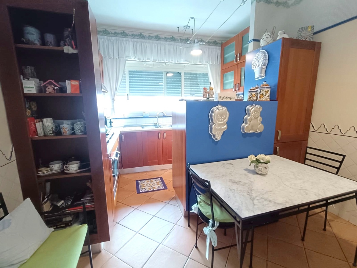 Foto 23 di 29 - Appartamento in vendita a Portici